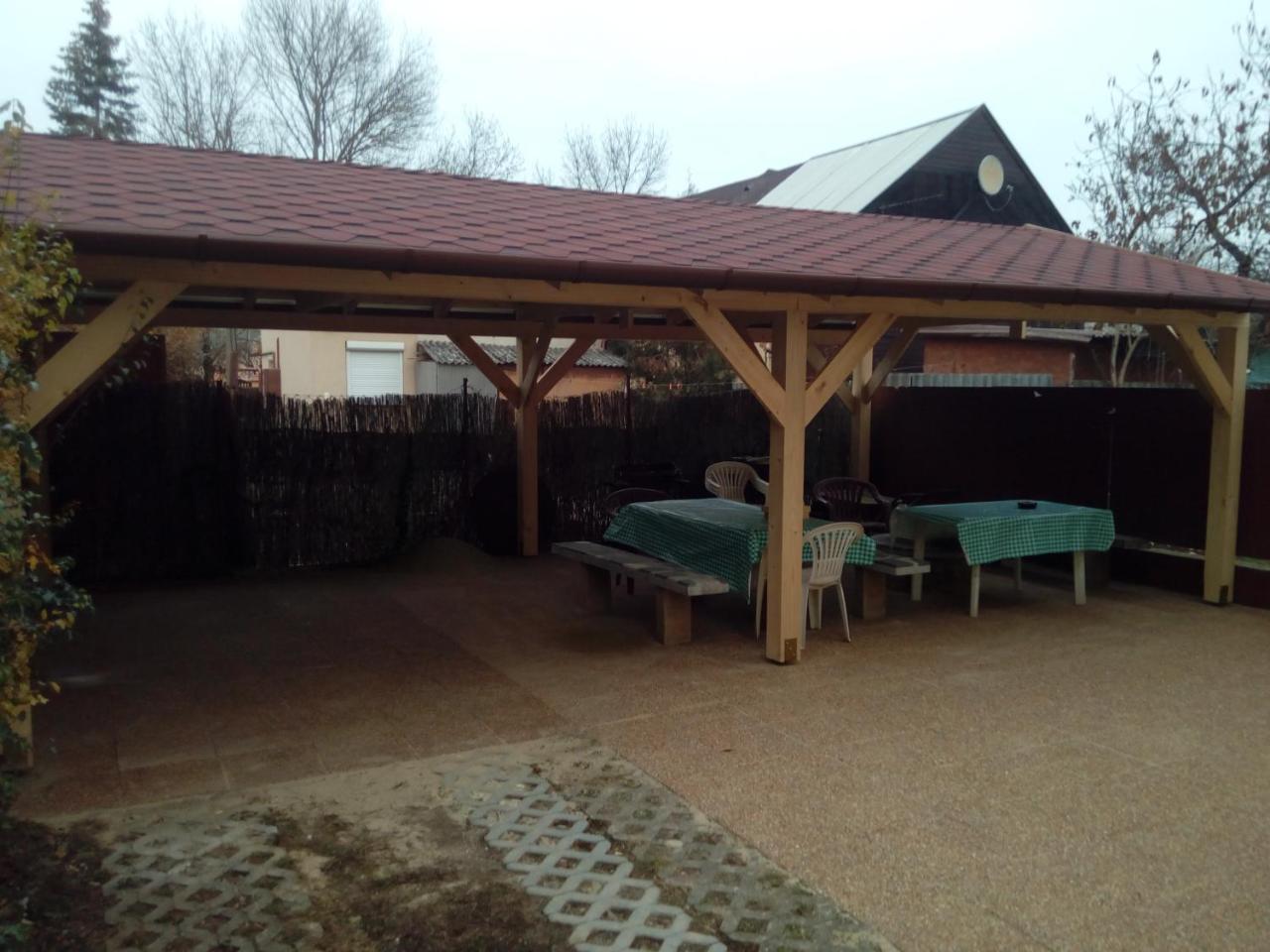 Éva vendégház Guesthouse Hajdúszoboszló Kültér fotó